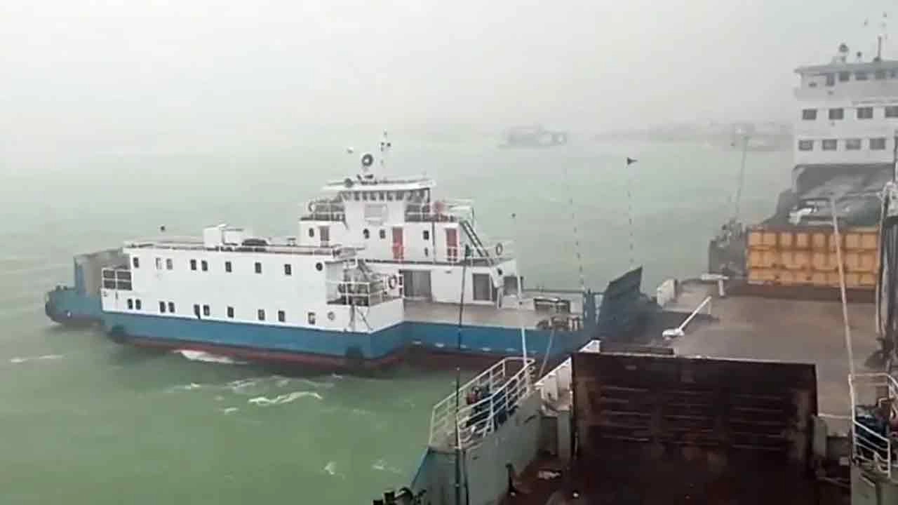 দৌলতদিয়া-পাটুরিয়া নৌরুট