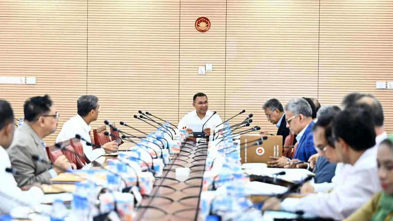 প্রধানমন্ত্রী তারেক রহমানের সভাপতিত্বে একনেক সভা শুরু