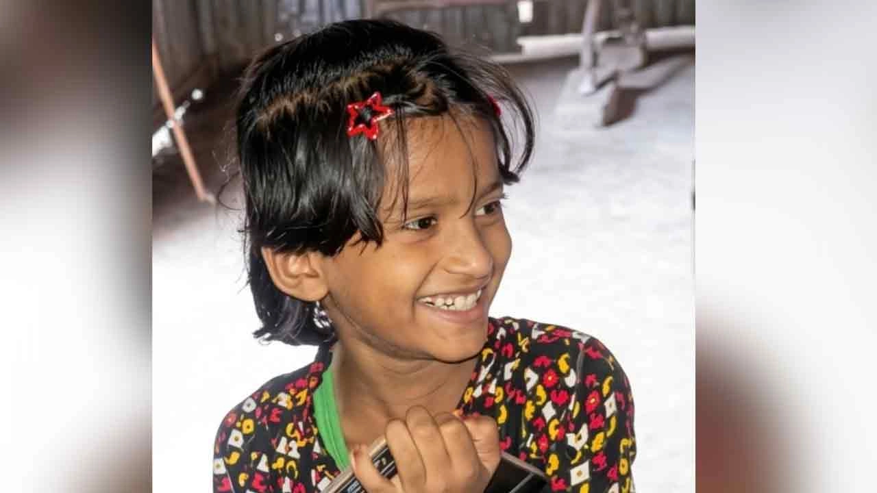 রাইশা মনি (৮)