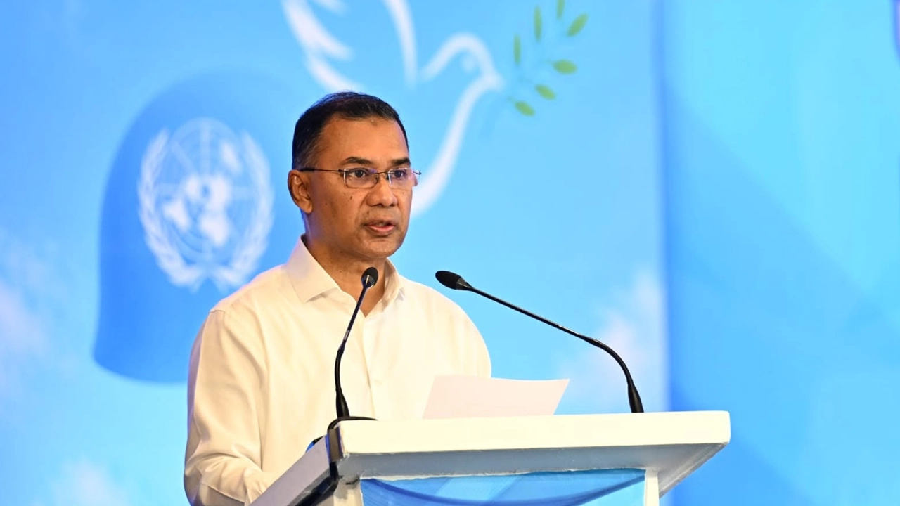 সেনাকুঞ্জে আন্তর্জাতিক জাতিসংঘ শান্তিরক্ষী দিবসের অনুষ্ঠানে প্রধানমন্ত্রী