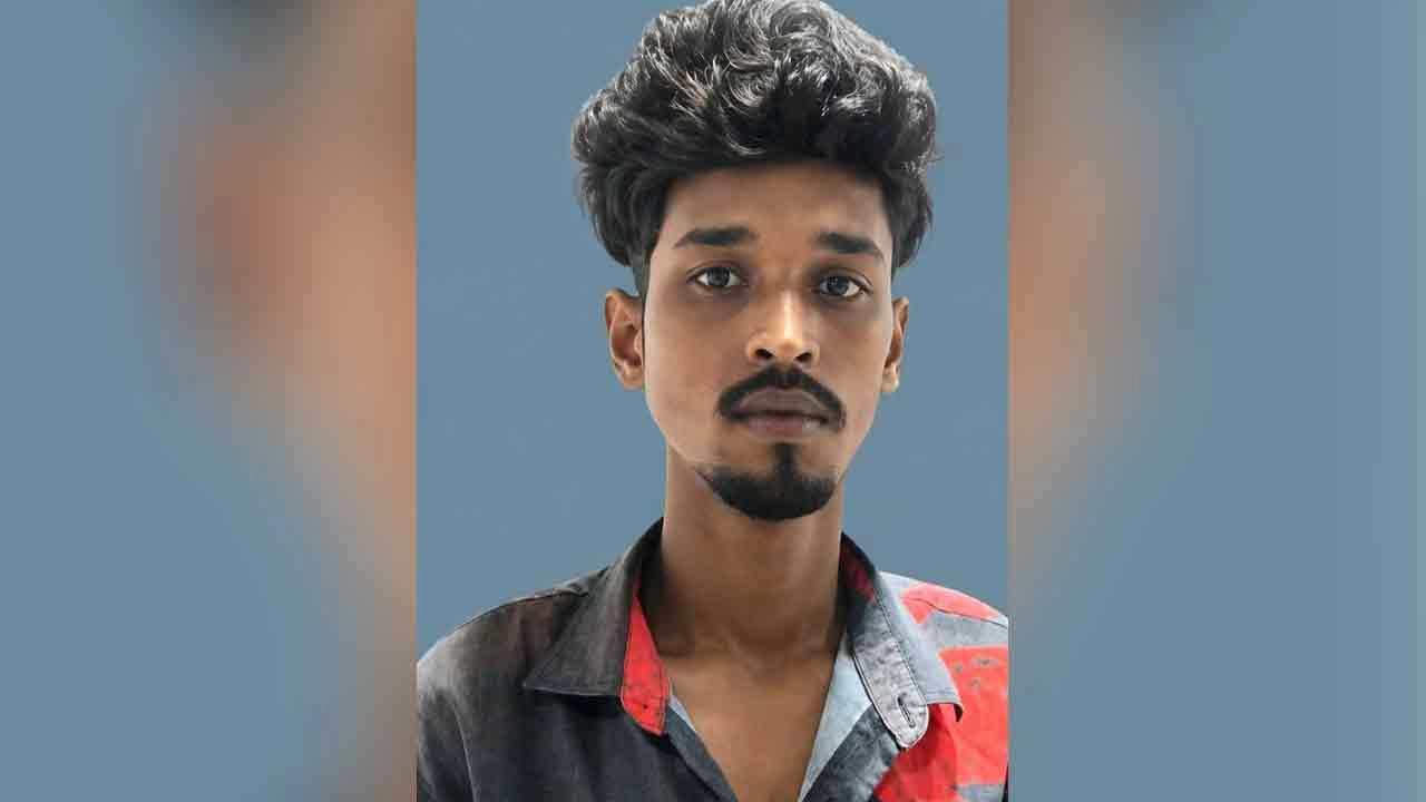হিমেল (২১)