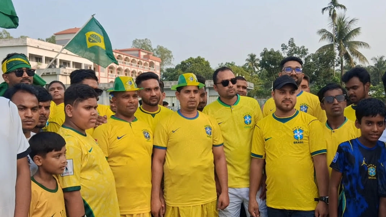 ব্রাজিল সমর্থকদের শতাধিক মোটরসাইকেলের শোভাযাত্রা