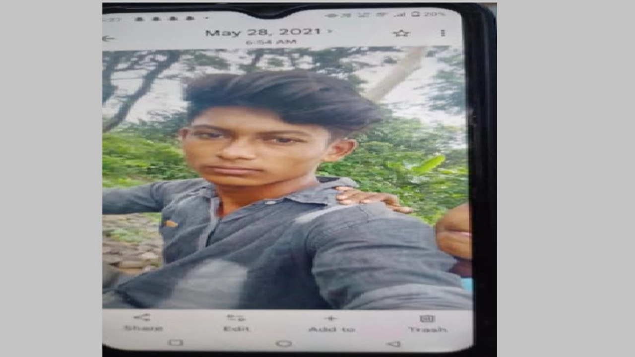 দর্শনা সীমান্তে বিএসএফের হাতে আটক বাংলাদেশি যুবক