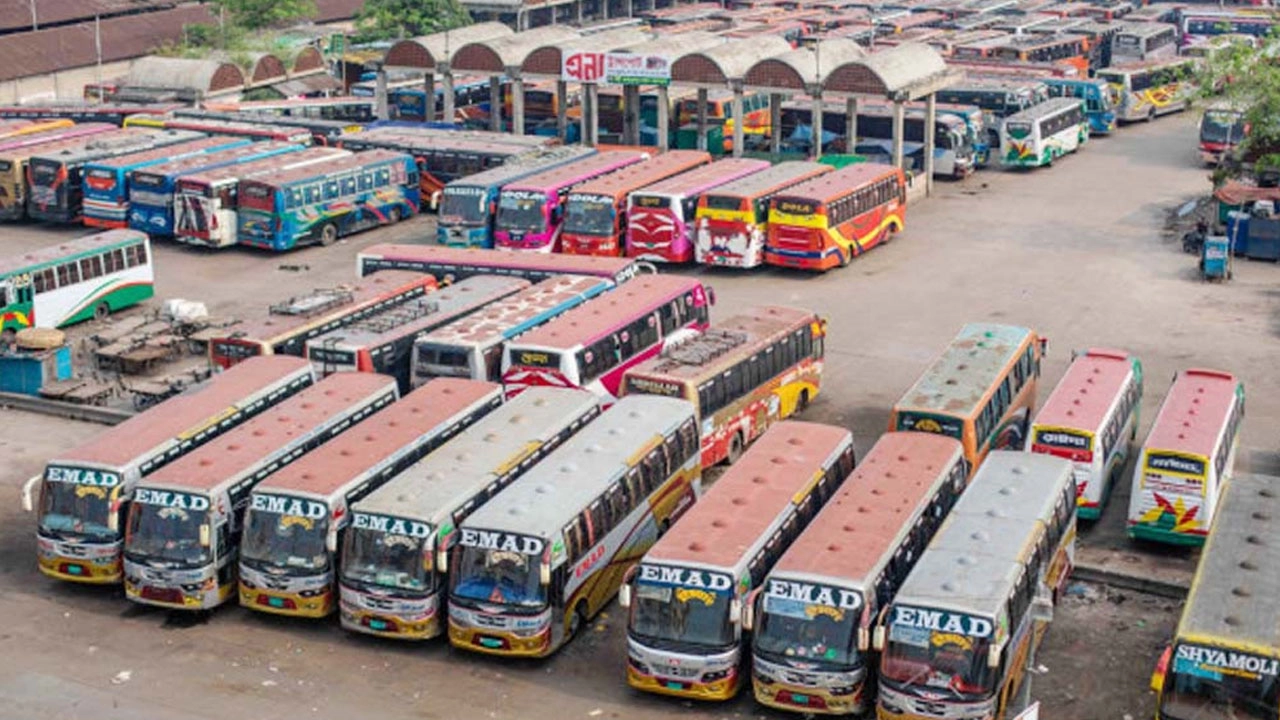 বাস টার্মিনাল। ফাইল ছবি