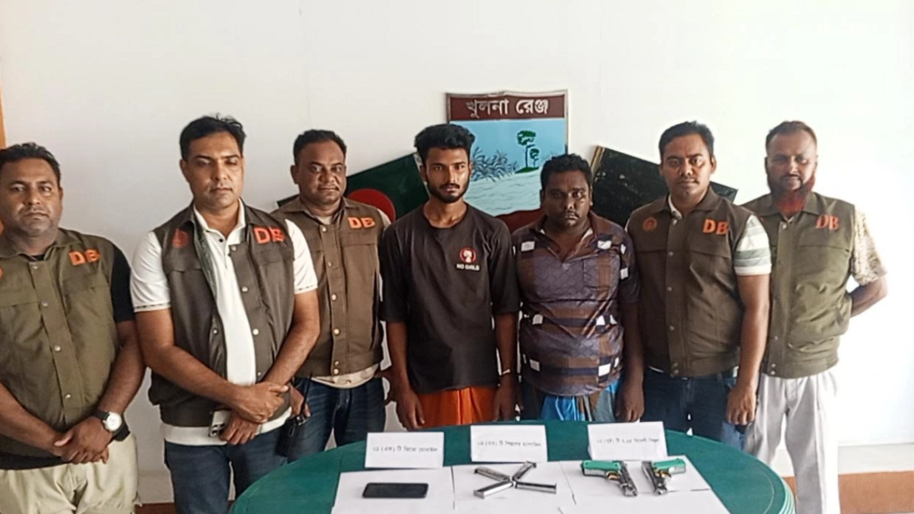 শার্শায় ডিবির অভিযানে অস্ত্র ব্যবসায়ী রাসেল রানা আটক