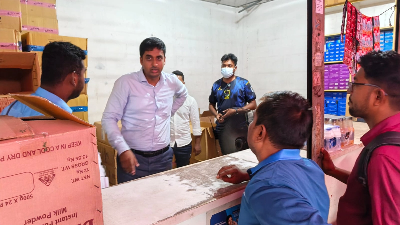 ভ্রাম্যমাণ আদালতের অভিযান