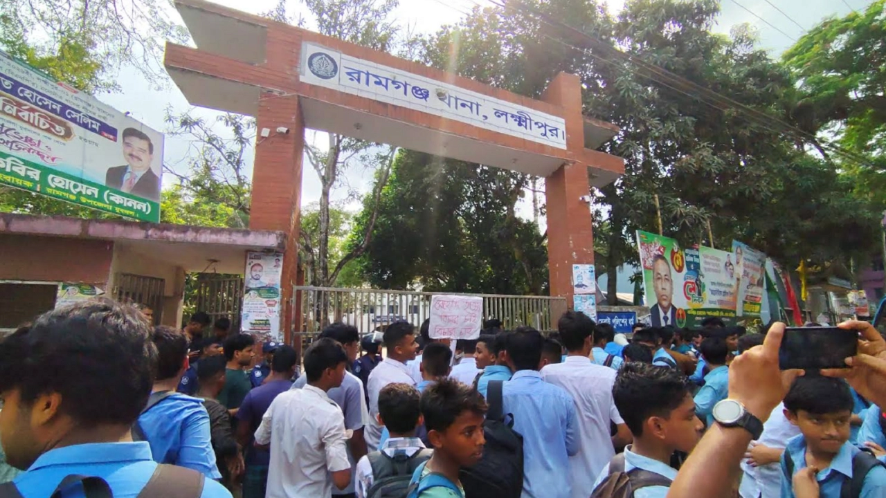 ছাত্রাবাসে শিক্ষার্থী 'হত্যার' বিচার চেয়ে ফের থানা ঘেরাও