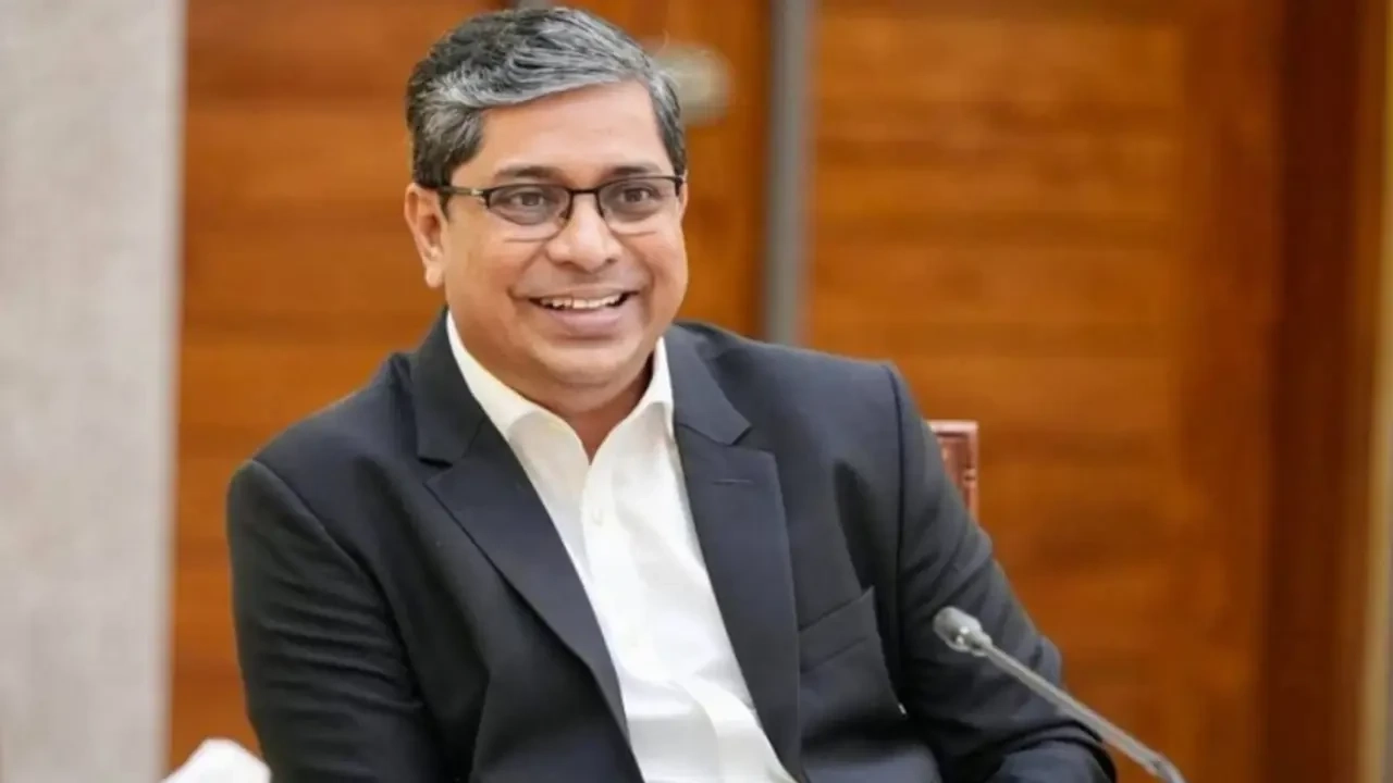 স্থানীয় সরকার প্রতিমন্ত্রী মীর শাহে আলম।