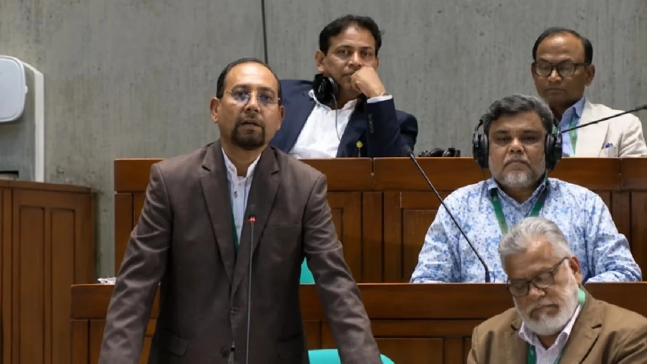 জামায়াতের রাজনীতি নিষিদ্ধের দাবি করলেন বিএনপি এমপি
