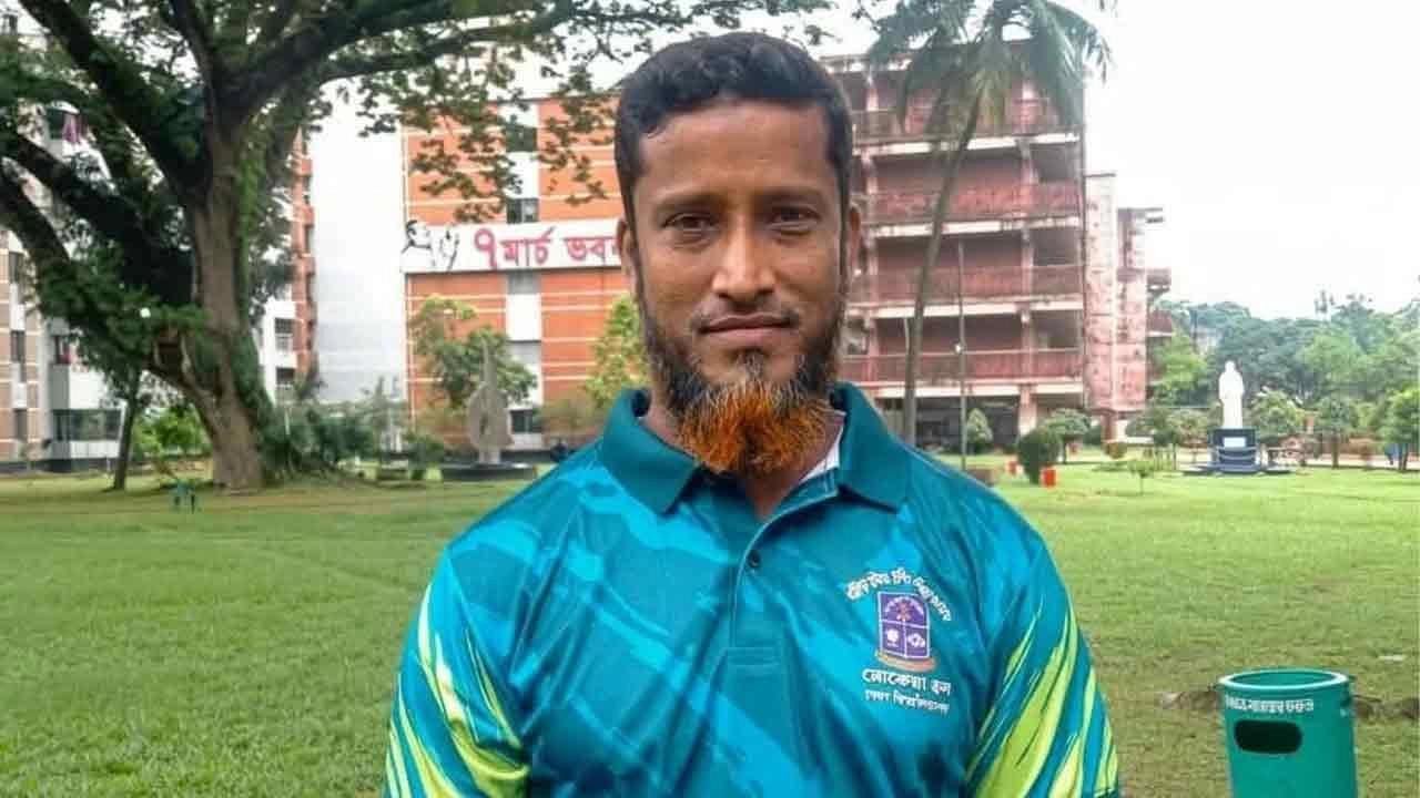 সিয়াকুল ইসলাম (৩৮)