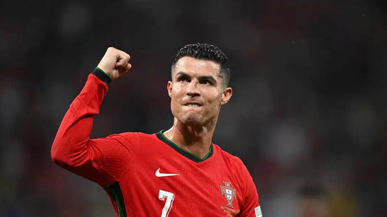 গোল পেলেই নতুন বিশ্বরেকর্ড রোনালদোর