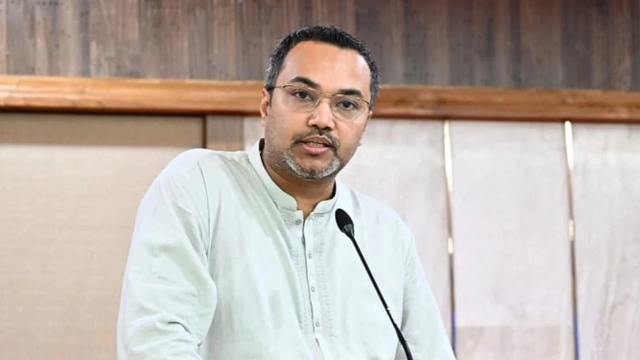 প্রধানমন্ত্রী কার্যালয়ের মুখপাত্র মাহদী আমিন
