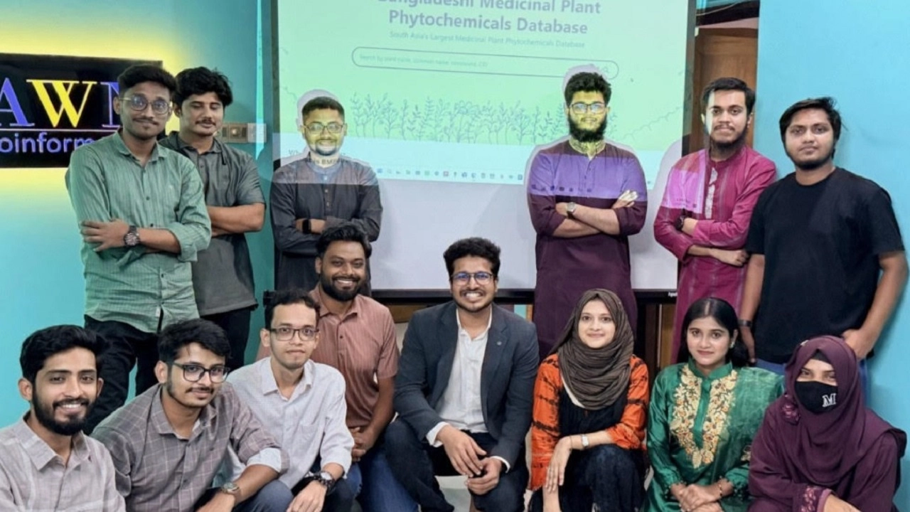ফাইটোকেমিক্যাল ডেটাবেস তৈরির নেতৃত্বে নোবিপ্রবির শিক্ষার্থীরা