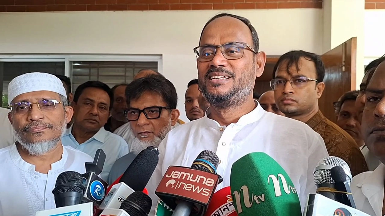 মৎস্য ও প্রাণিসম্পদ প্রতিমন্ত্রী সুলতান সালাউদ্দিন টুকু