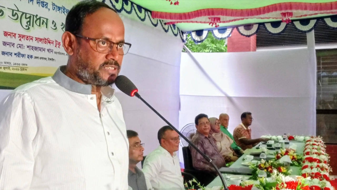 মৎস্য ও প্রাণিসম্পদ প্রতিমন্ত্রী সুলতান সালাউদ্দিন টুকু।