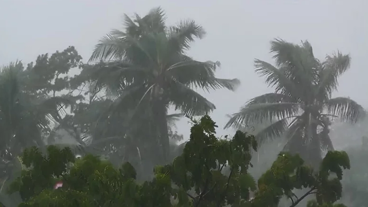 রাত ১২টার মধ্যে ৯ জেলায় বজ্রবৃষ্টির আভাস
