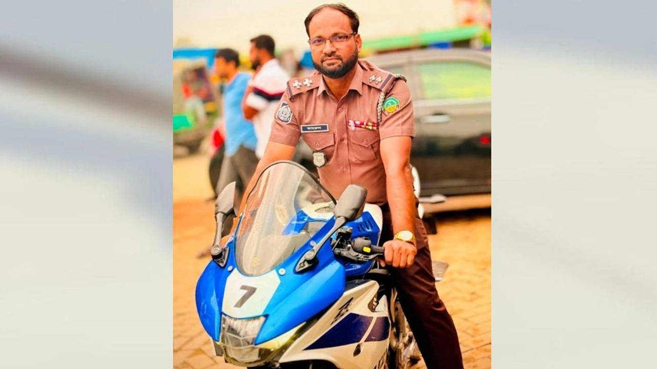 অভিযুক্ত পুলিশ সদস্য উপ-পরিদর্শক (এসআই) কামরুল হাসান