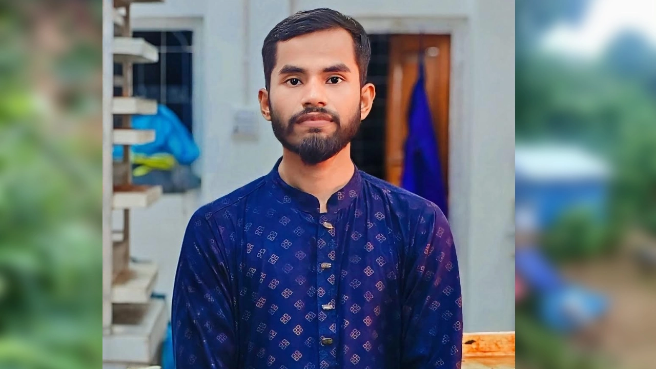 পিরোজপুরের ভাণ্ডারিয়ার মো. মাহমুদ আকন