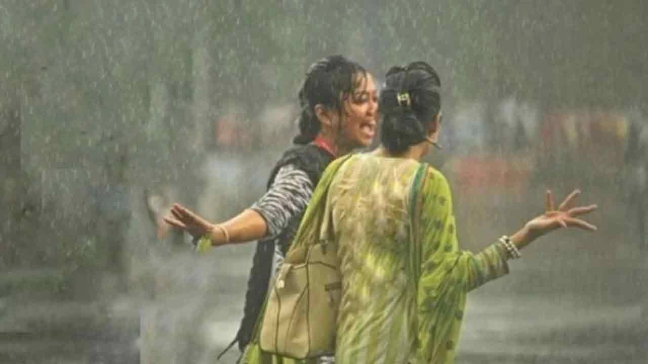 সংগৃহীত