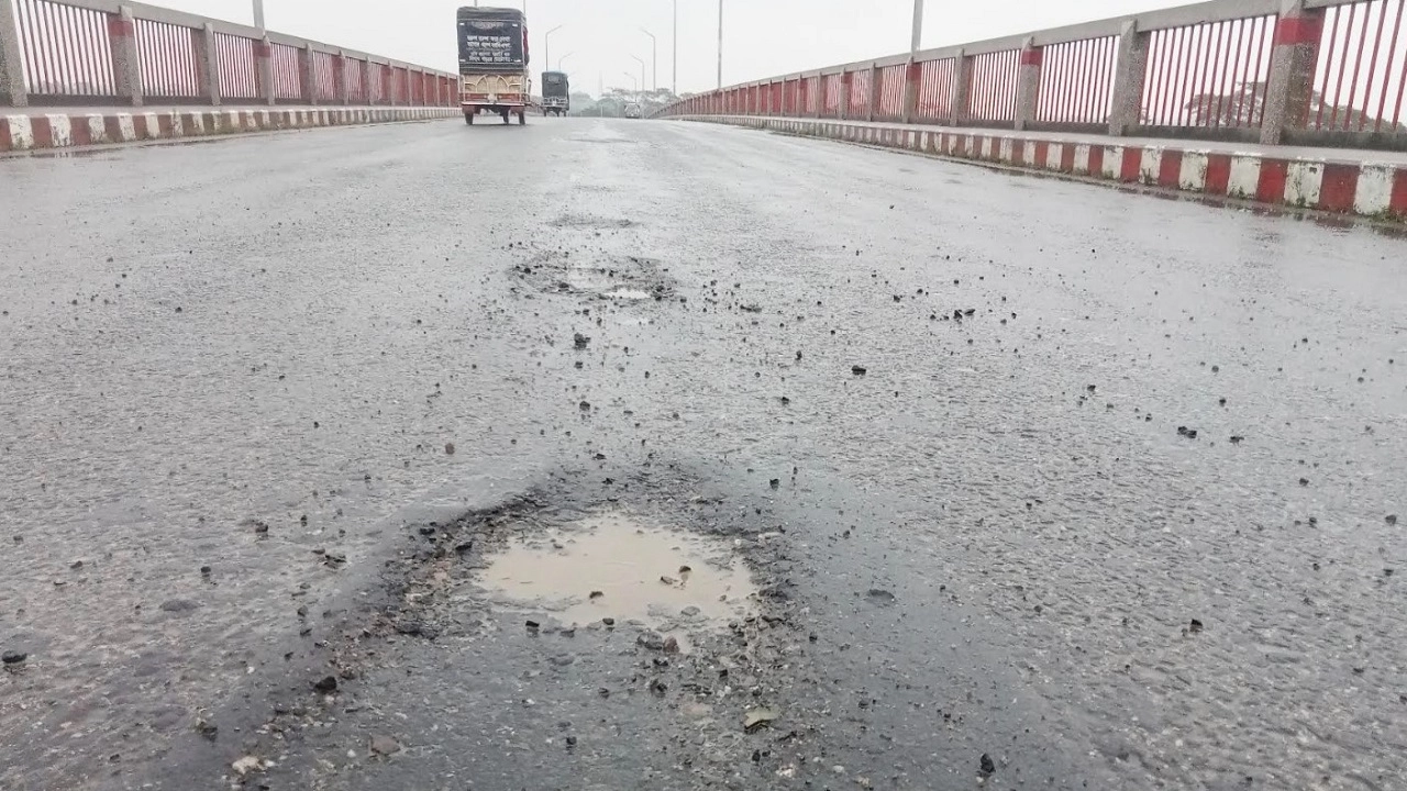 খুলনা-বরিশাল আঞ্চলিক মহাসড়কের ঝালকাঠি-রাজাপুর অংশ
