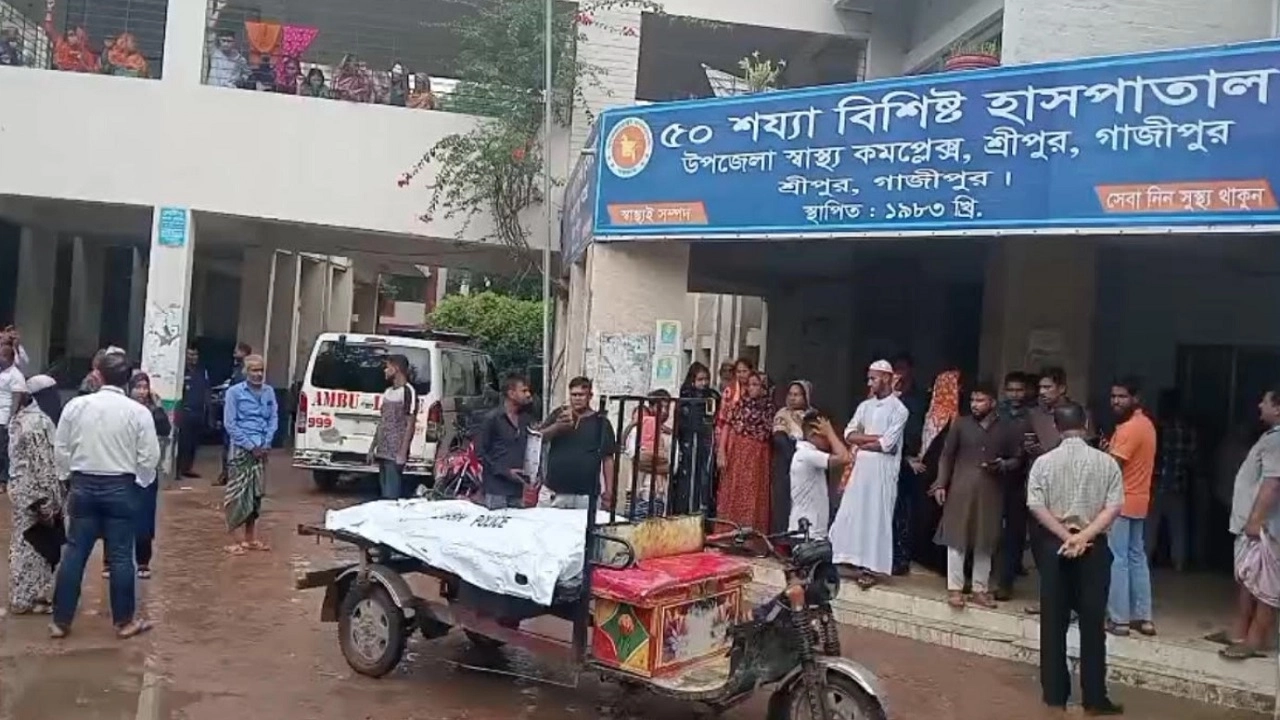 গাজীপুরে কাভার্ড ভ্যানের সংঘর্ষে স্বামী-স্ত্রীর মৃত্যু