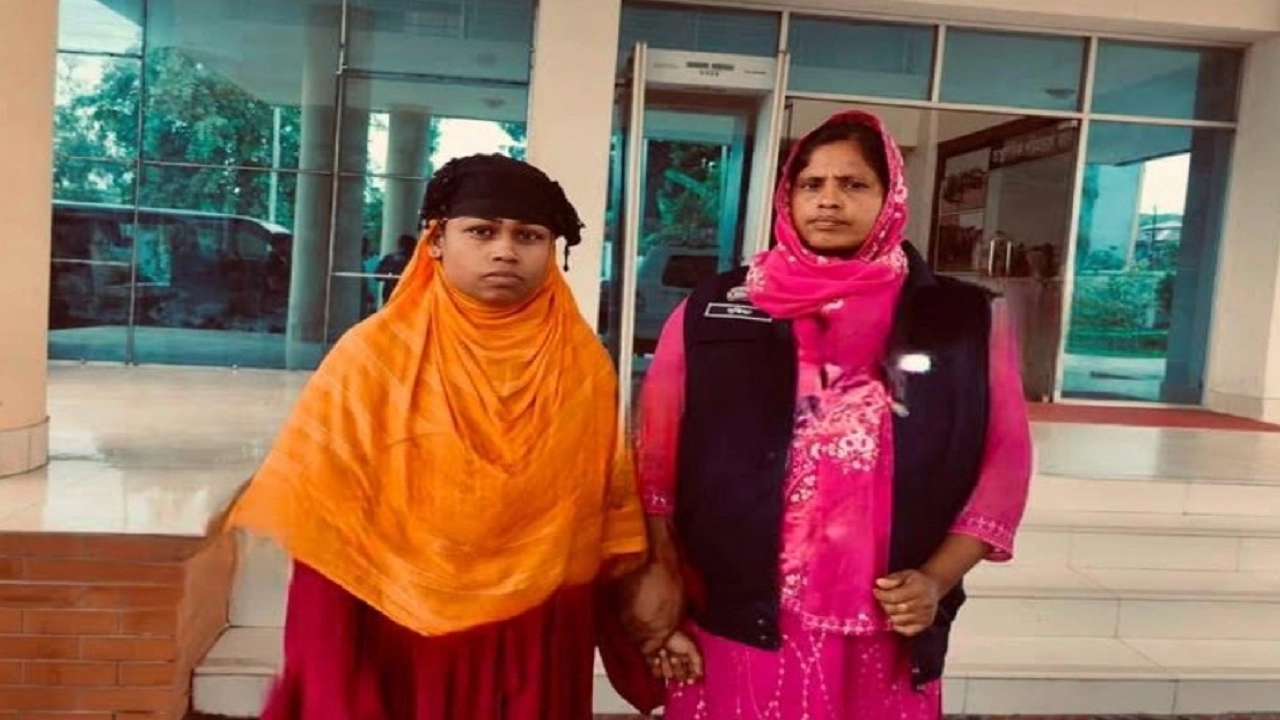 মাদারীপুর সদর থানার গ্রিল ভেঙে পালানো নারী আসামি ঢাকার কেরাণীগঞ্জ থেকে ফের গ্রেপ্তার