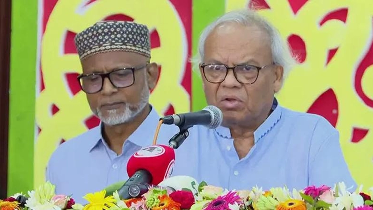 রাজধানীর মনিপুর উচ্চ বিদ্যালয় ও কলেজে আয়োজিত বার্ষিক প্রশিক্ষণ কর্মশালায় রুহুল কবির রিজভী