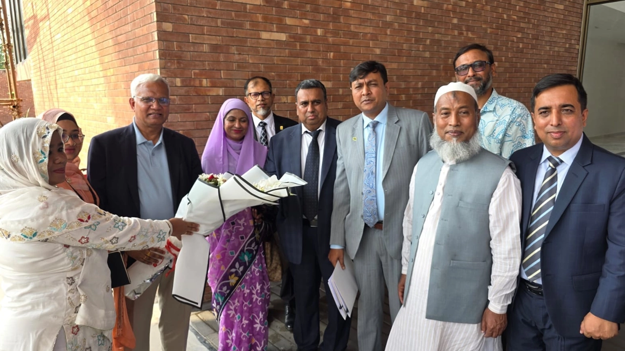 নারীবিষয়ক ৯ম ওআইসি মিনিস্ট্রিয়াল সম্মেলনে যোগ দিতে সমাজকল্যাণ মন্ত্রী ইসলামাবাদে