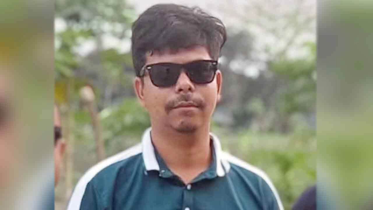 রুবেল হোসেন (৩৮)