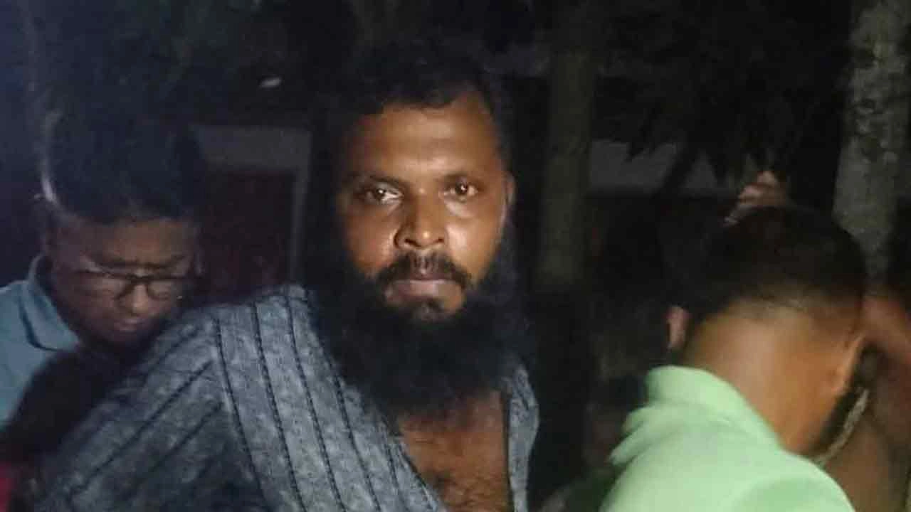 আটকৃত মোস্তফা (৩৮)