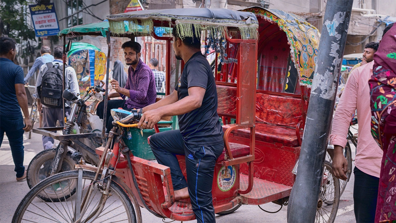 দেশে ব্যাটারিচালিত যান নিয়ন্ত্রণে আসছে নতুন নির্দেশনা