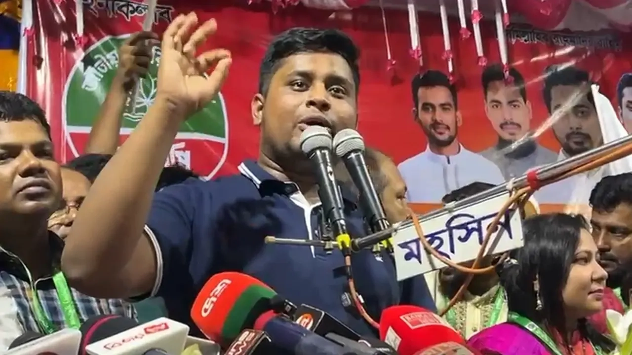 ‘যাদের জন্য জয় বাংলা স্লোগান দেন, সেই পরিবারের কেউ বাংলাদেশের নাগরিক নন’