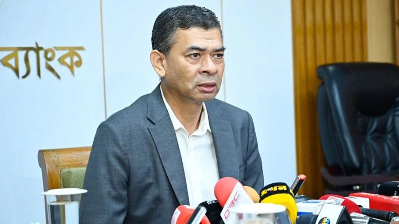 হাসিনা পরিবার ও ১০ শিল্প গ্রুপের ৭৬ হাজার কোটি টাকার সম্পদ জব্দ