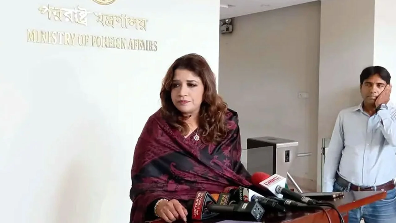 শেখ হাসিনাকে নিয়ে সরকারের অবস্থান স্পষ্ট করলেন শামা ওবায়েদ