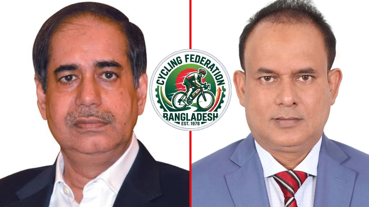 বাঁম পাশে সভাপতি রেজাউল করিম এবং ডান পাশে সহ-সভাপতি মো. রেজাউল ইসলাম মুকুল