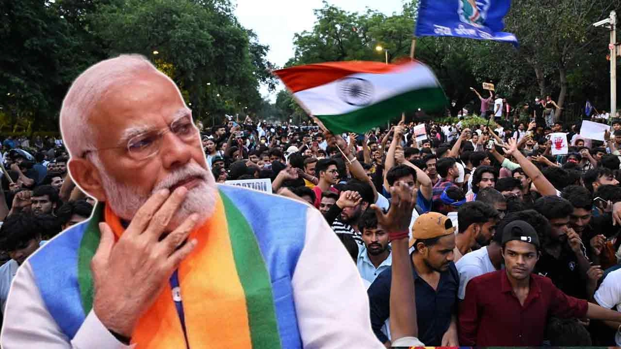 জুলাই আন্দোলনে কাঁপছে দিল্লি, বিপাকে মোদি