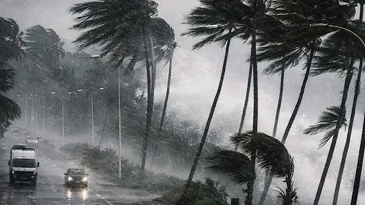 ৬০ কিলোমিটার বেগে ঝড়ের আশঙ্কা