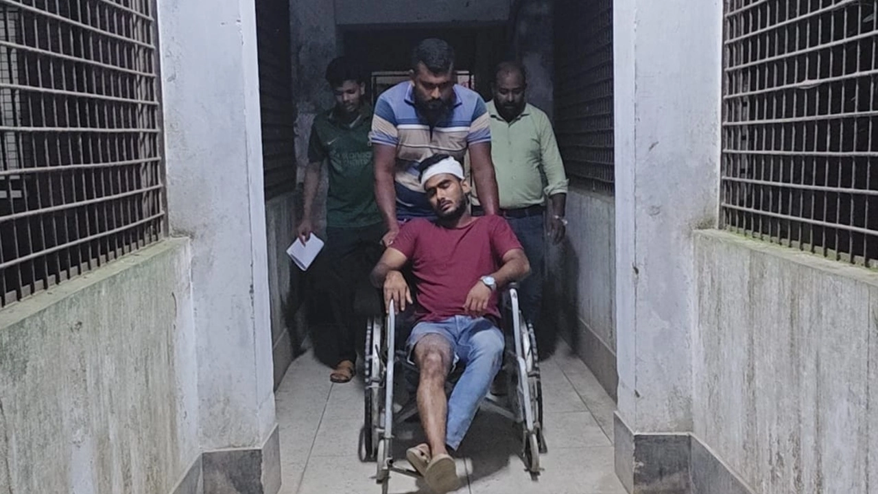 রাজবাড়ীতে সংবাদ সংগ্রহকালে সাংবাদিকের ওপর হামলা