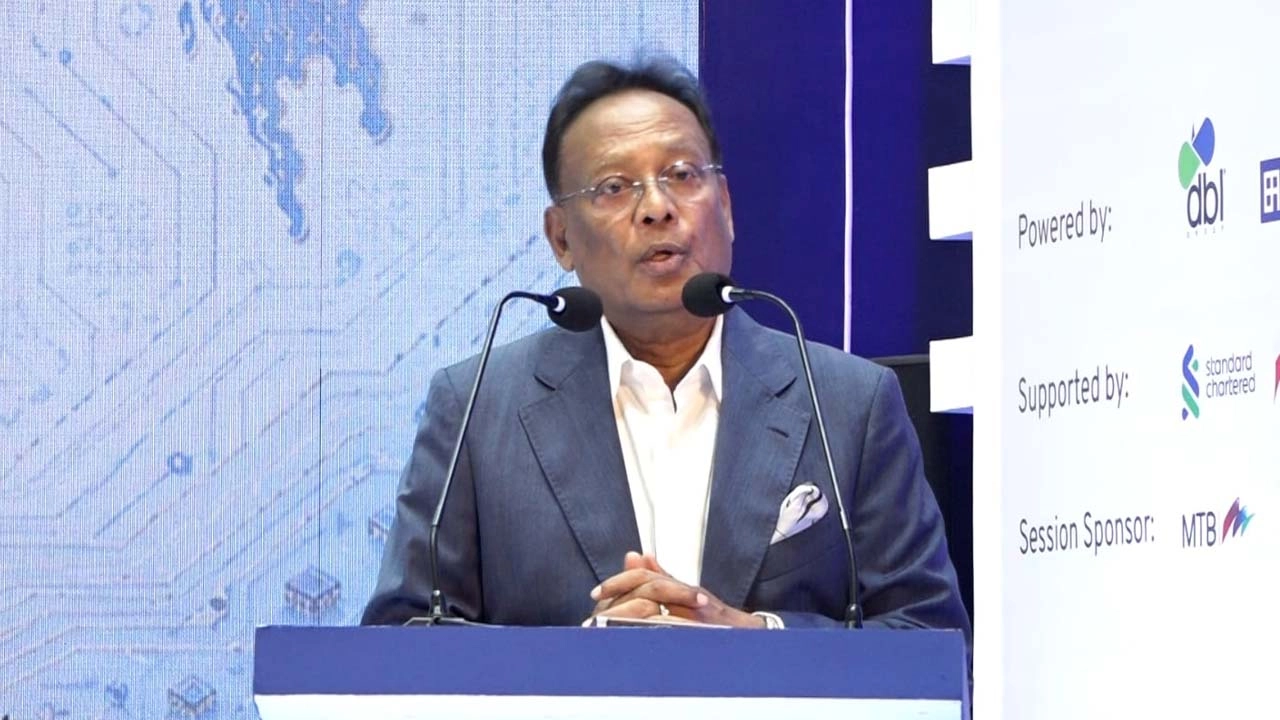 বিজ্ঞান ও প্রযুক্তি এবং ডাক, টেলিযোগাযোগ ও তথ্যপ্রযুক্তি মন্ত্রী ফকির মাহবুব আনাম