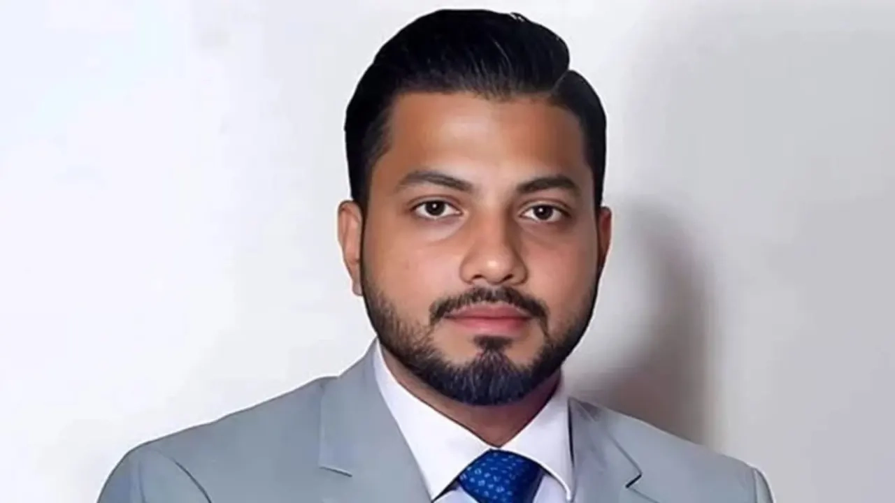 প্রতিমন্ত্রী ইশরাক হোসেন