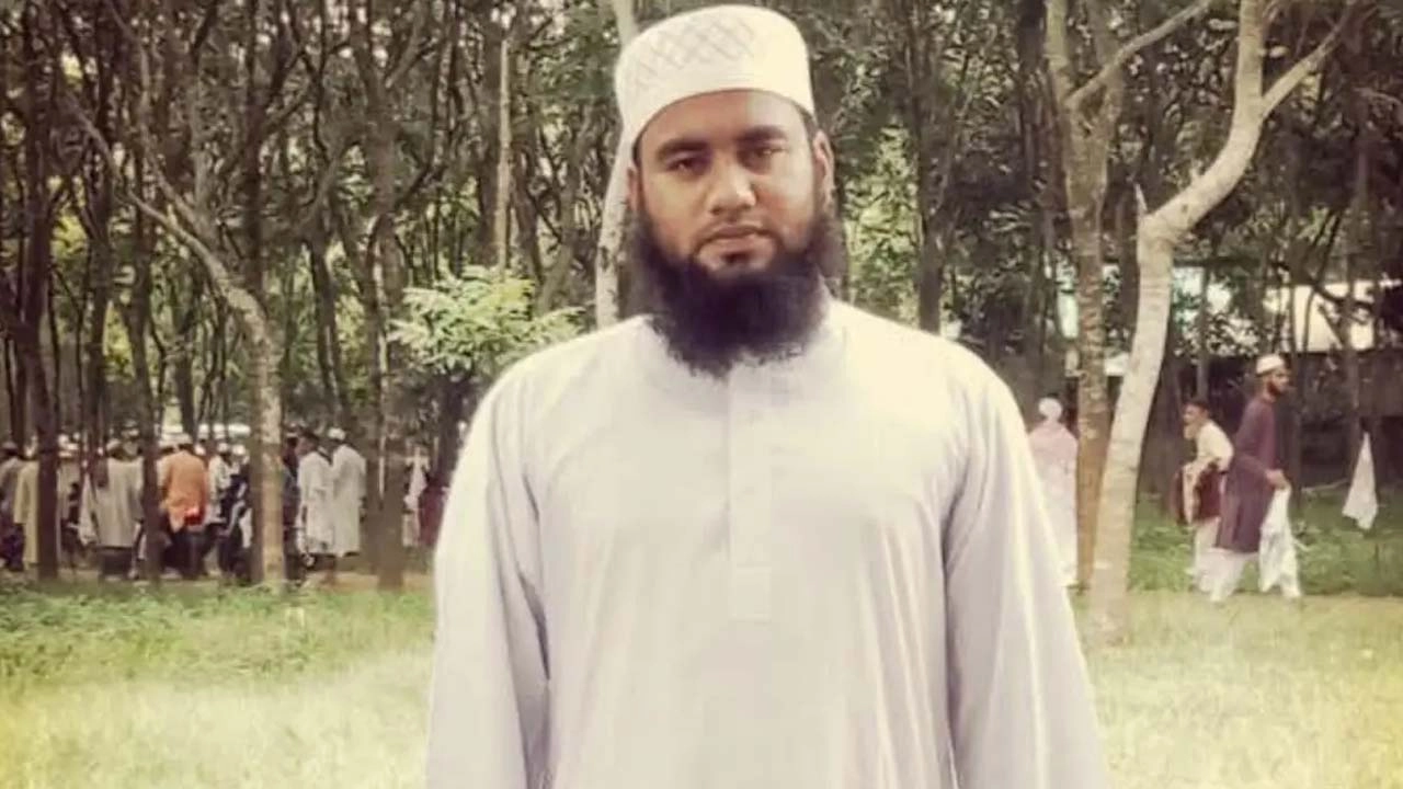 অভিযুক্ত হুমায়ুন আহমেদ। সংগৃহীত ছবি