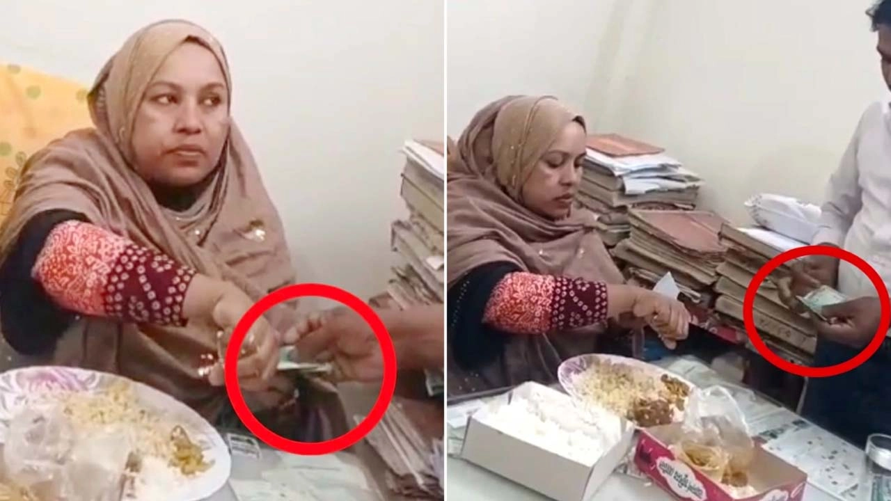 খাবার খাওয়ার সময়ও টেবিলে বসেই টাকা নেওয়ার দৃশ্য। ছবি: সংগৃহীত