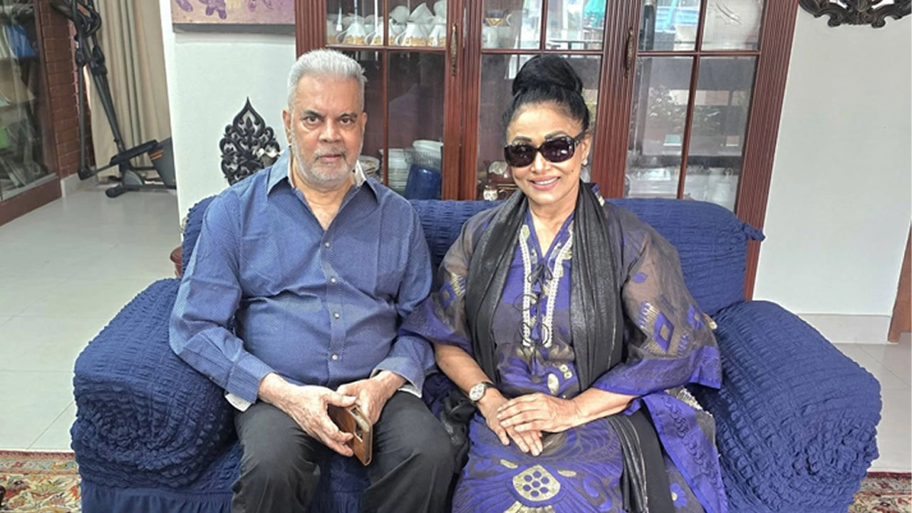 অভিনেত্রীর ফেসবুক থেকে