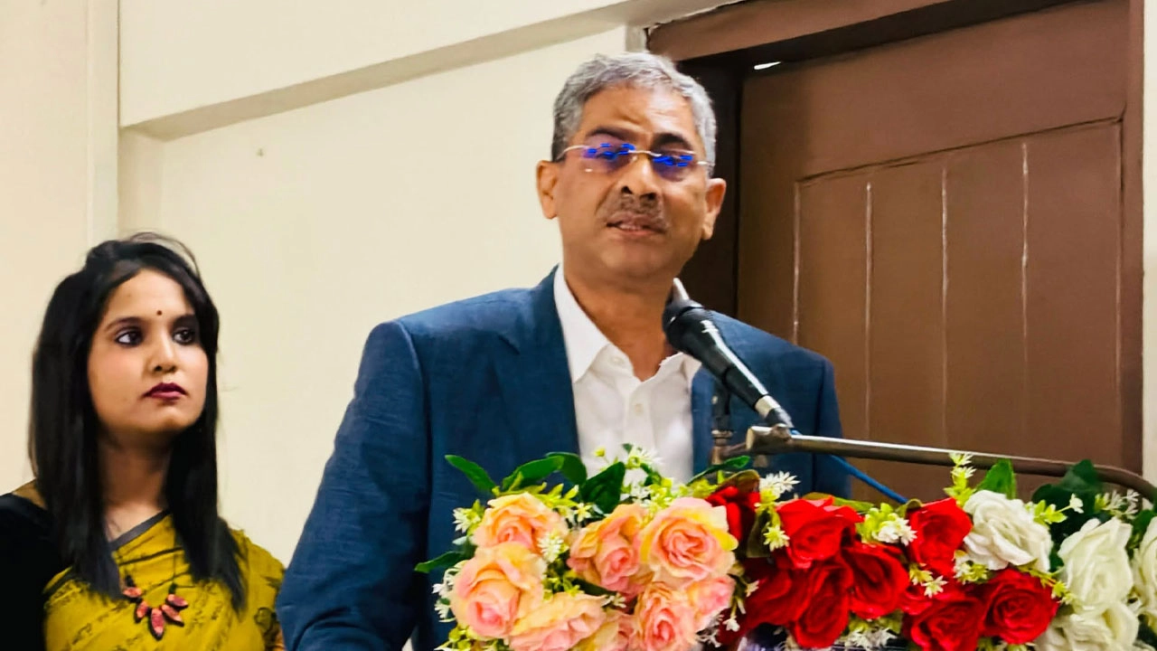পানিসম্পদ মন্ত্রণালয়ের মন্ত্রী শহীদউদ্দিন চৌধুরী এ্যানি