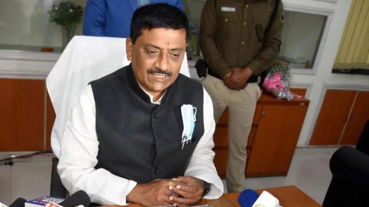 ভারতীয় রাজ্যসভার সংসদ সদস্য (এমপি) সঞ্জয় কুমার ঝা। ছবি: সংগৃহীত