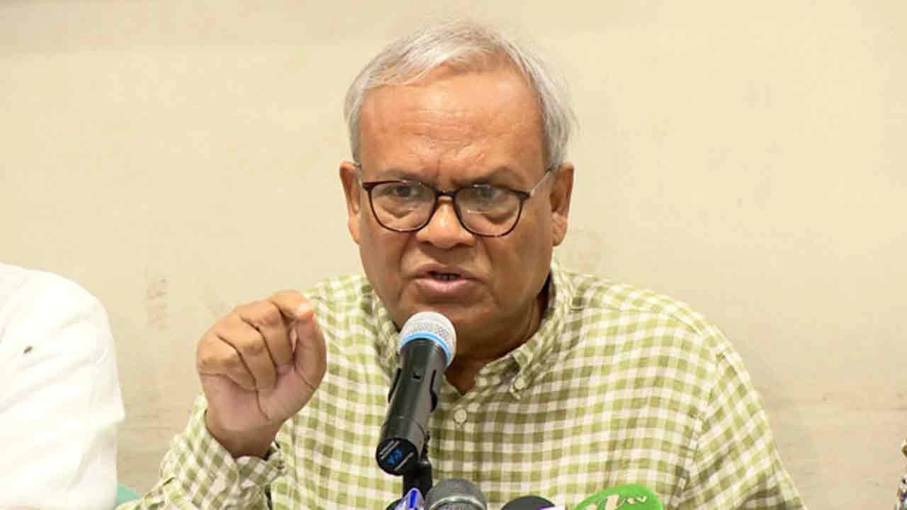 বিএনপির সিনিয়র যুগ্ম মহাসচিব ও প্রধানমন্ত্রীর রাজনৈতিক উপদেষ্টা রুহুল কবির রিজভী