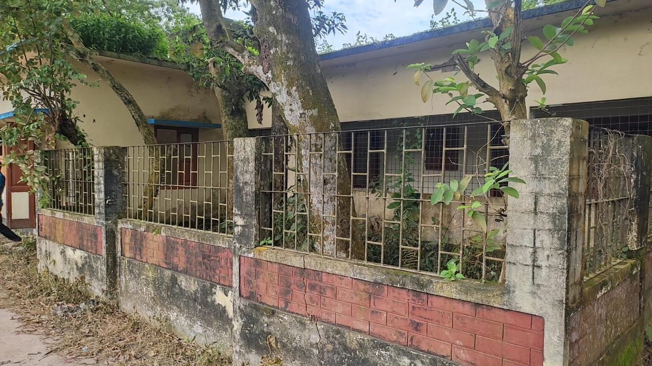 মাধবপুর উপজেলা স্বাস্থ্য কমপ্লেক্সের একটি ভবন। ছবি: প্রতিনিধি