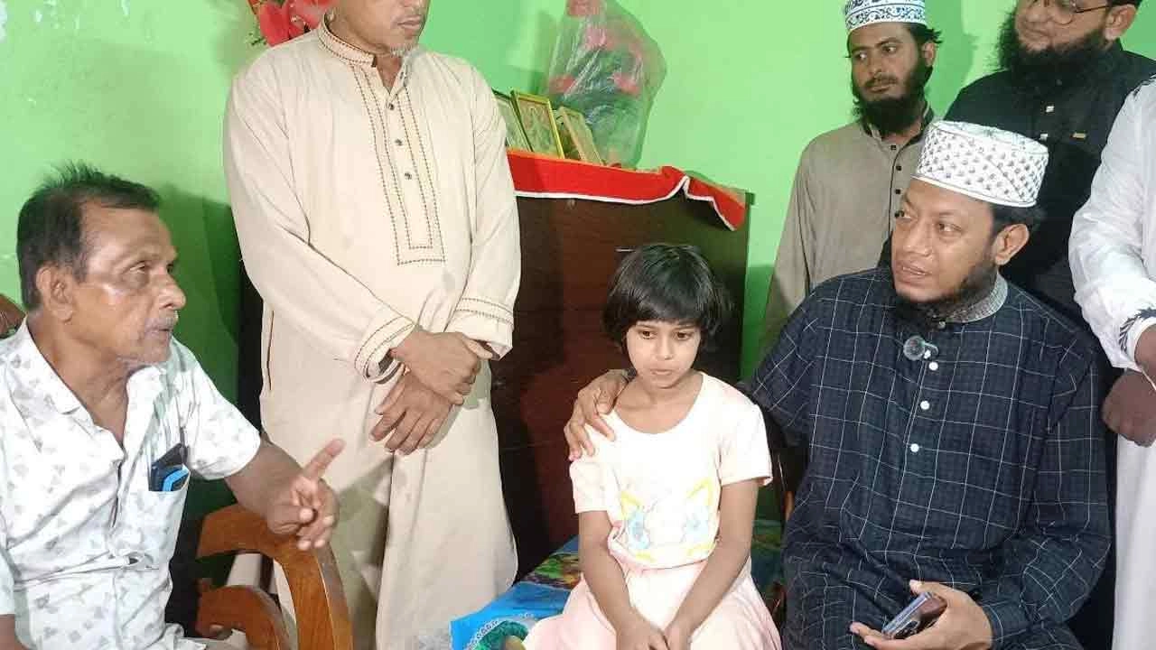 সাংবাদিক দেবাশীষের পরিবারের পাশে থাকার আশ্বাস এমপি আমির হামজার