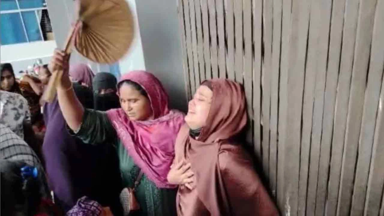 নিহত স্বজনের আহাজারি
