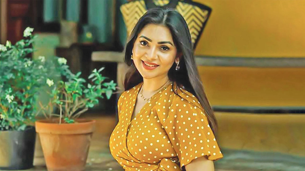 অভিনেত্রী সাদিয়া জাহান প্রভা